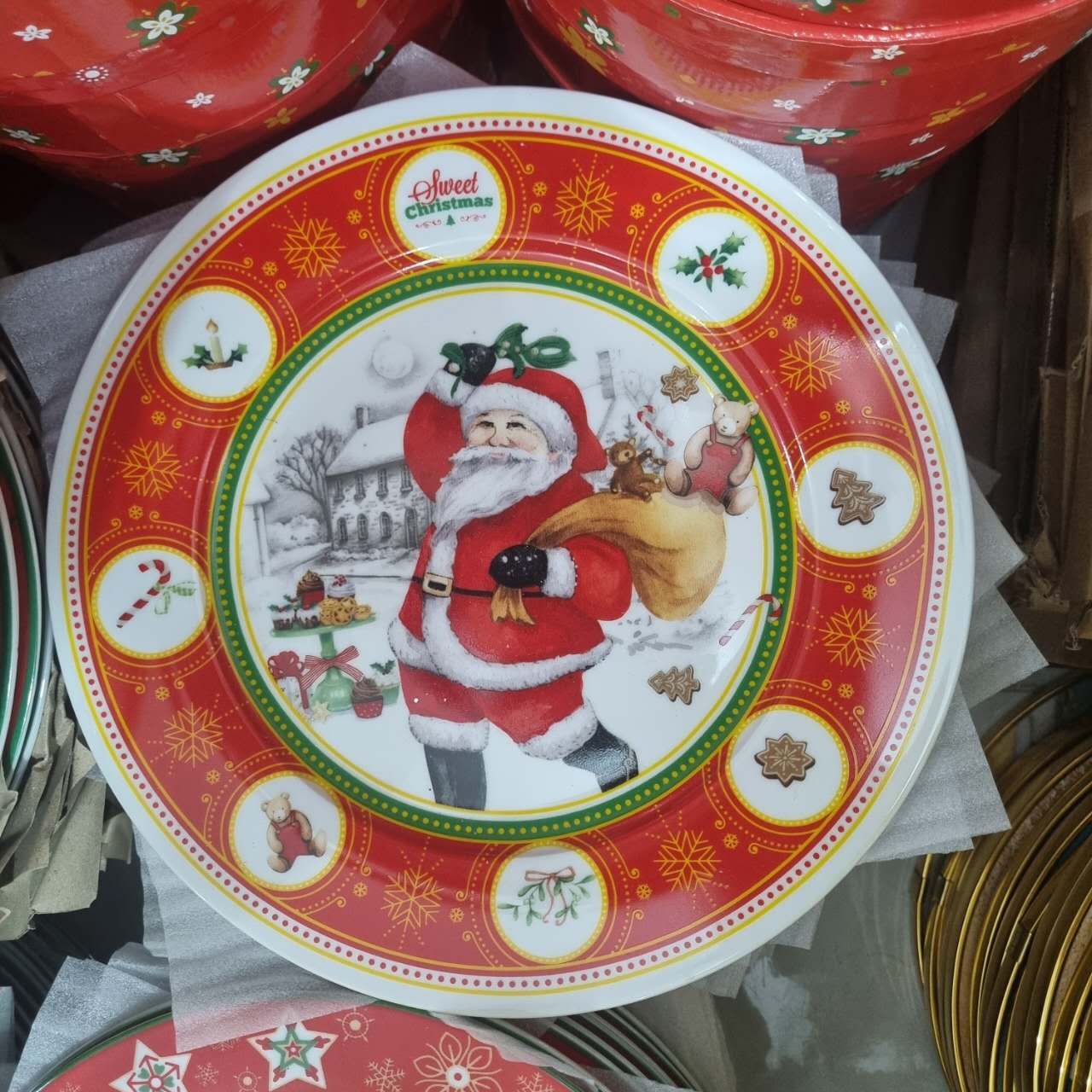 საახალწლო ტორტის თეფშები