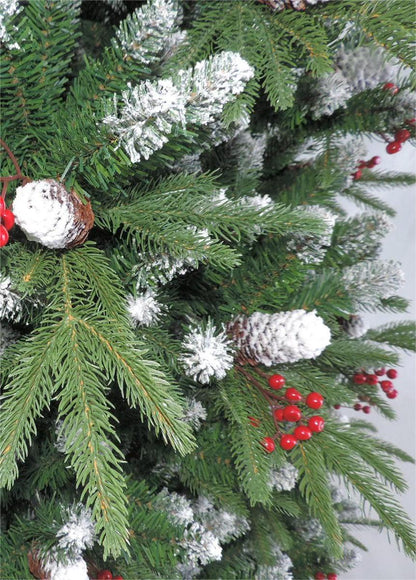 ნაძვის ხე შერეული წიწვებით გირჩებით და კენკრით