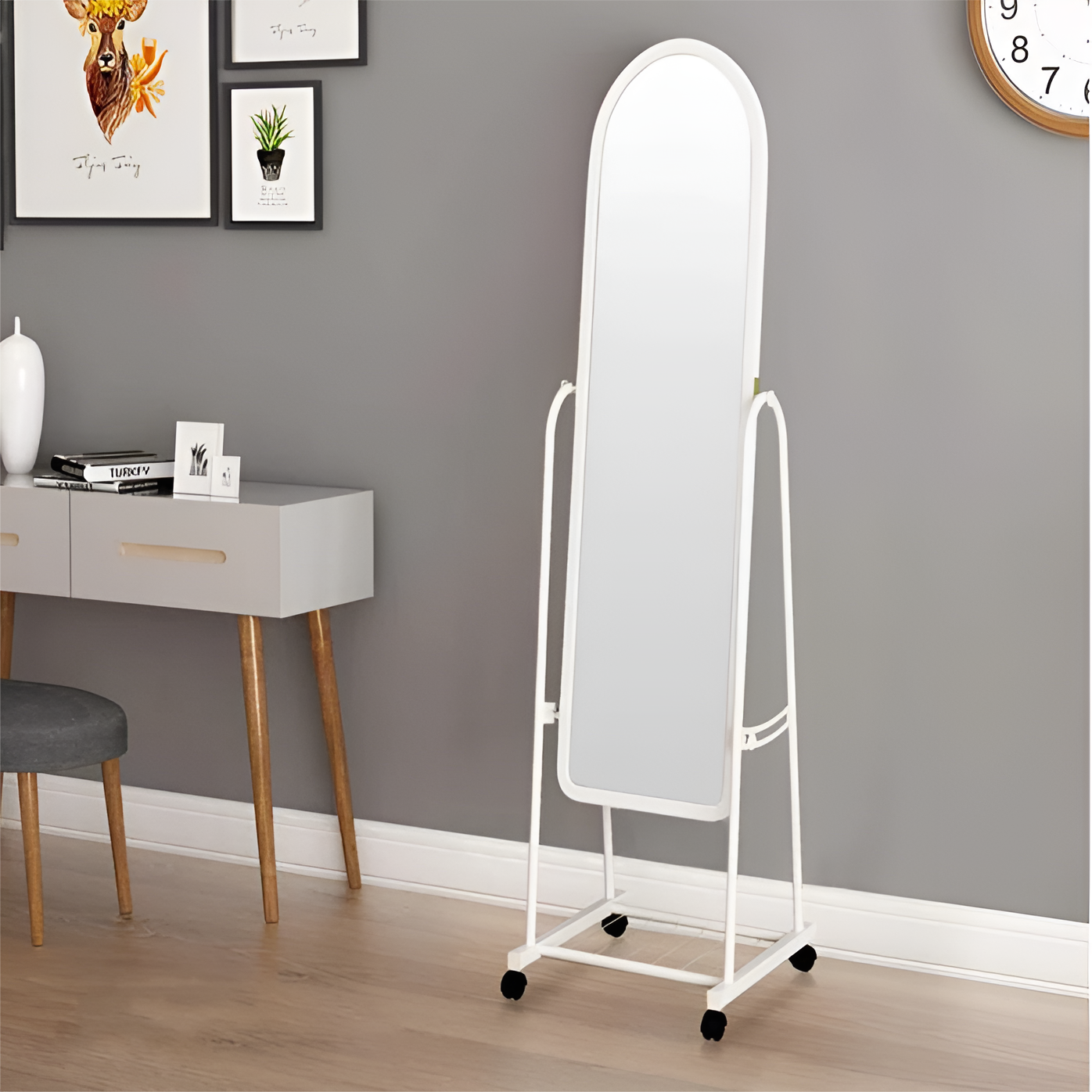 სარკე გორგოლაჭებზე